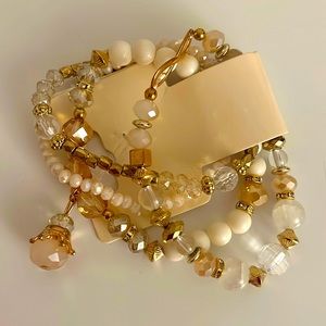 Beautiful stretch to fit beaded bracelets